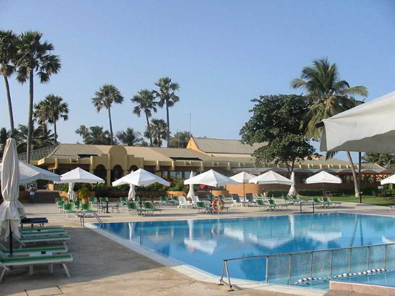 Sunbeach Hotel & Resort Bakau Экстерьер фото